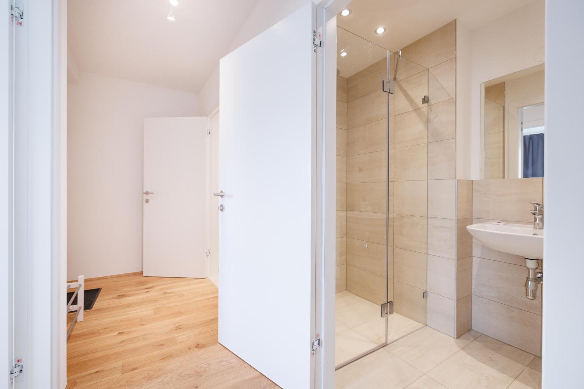 Symphony Apartments 42 - Modern Loft With Terrace And Grill In Central Location Wien Exteriör bild
