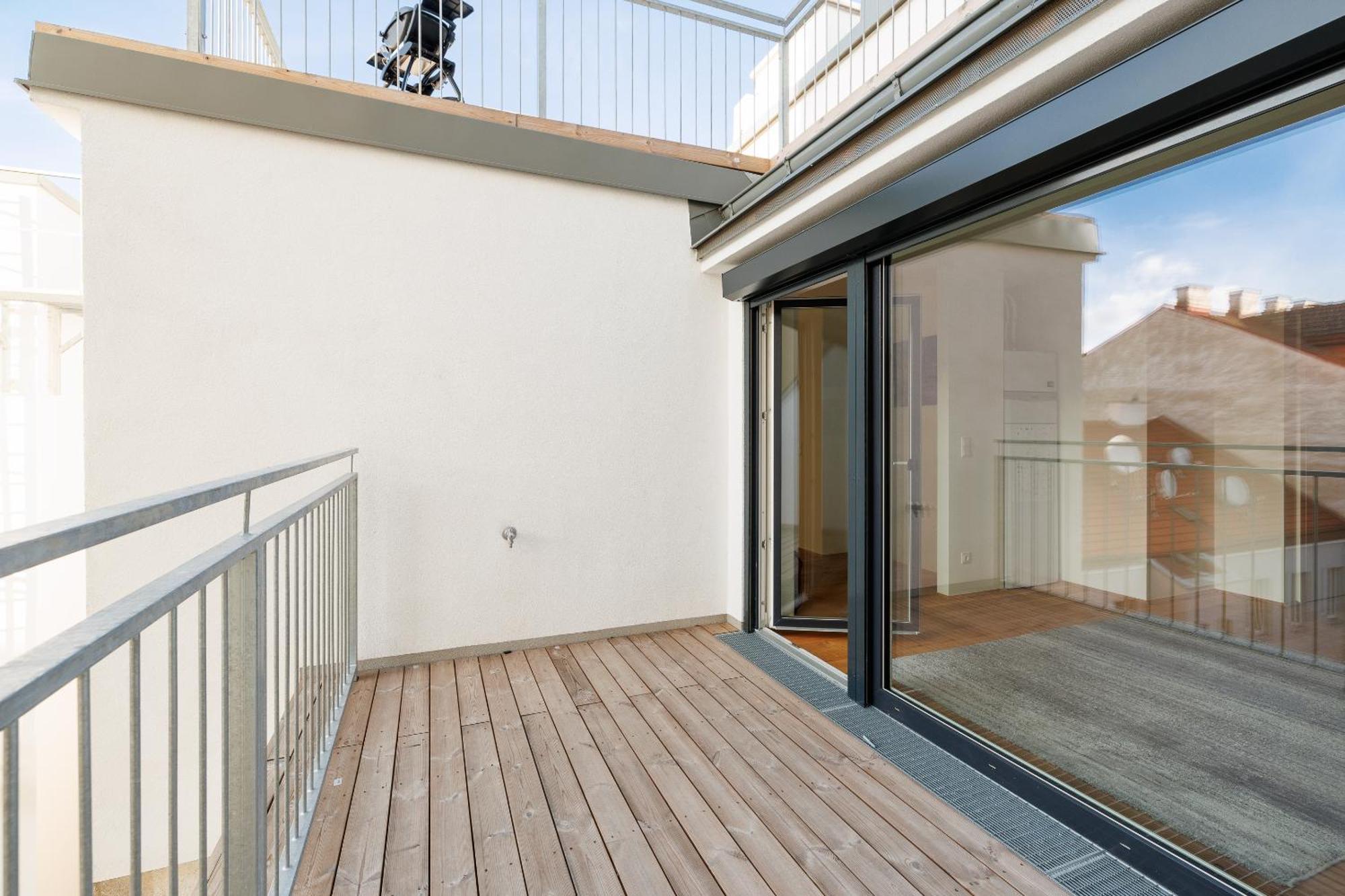 Symphony Apartments 42 - Modern Loft With Terrace And Grill In Central Location Wien Exteriör bild
