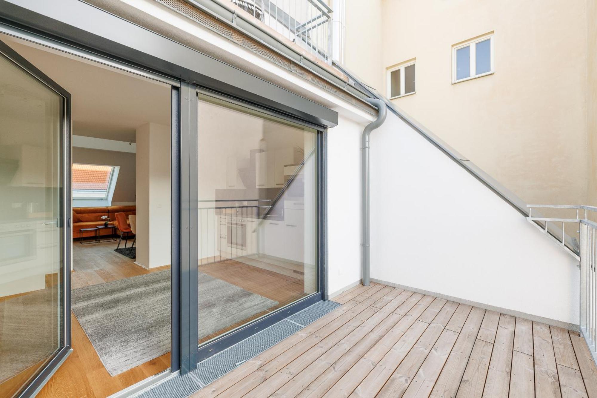 Symphony Apartments 42 - Modern Loft With Terrace And Grill In Central Location Wien Exteriör bild